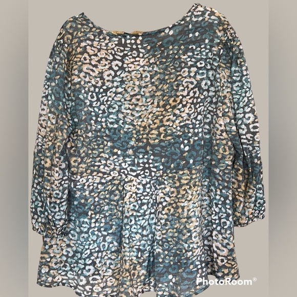 NEW DIRECTIONS Dark-Golanma Abalone Sky, Empire Waist Top, Size Large, NWT. - Picture 8 of 8